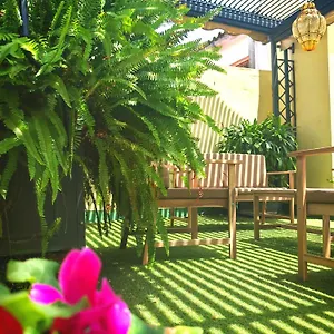 Rooftop Paradise - Space Maison Apartment